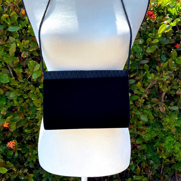 SASHA black evening bag with pretty bow and dazzle! - Picture 2 of 8